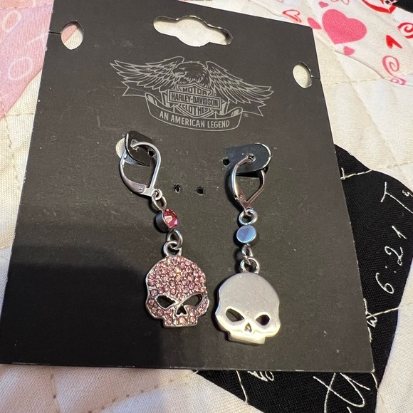 Harley-Davidson® Women's Earrings, PINK Bling Willie G Skull Dangles 💕 - Picture 3 of 7